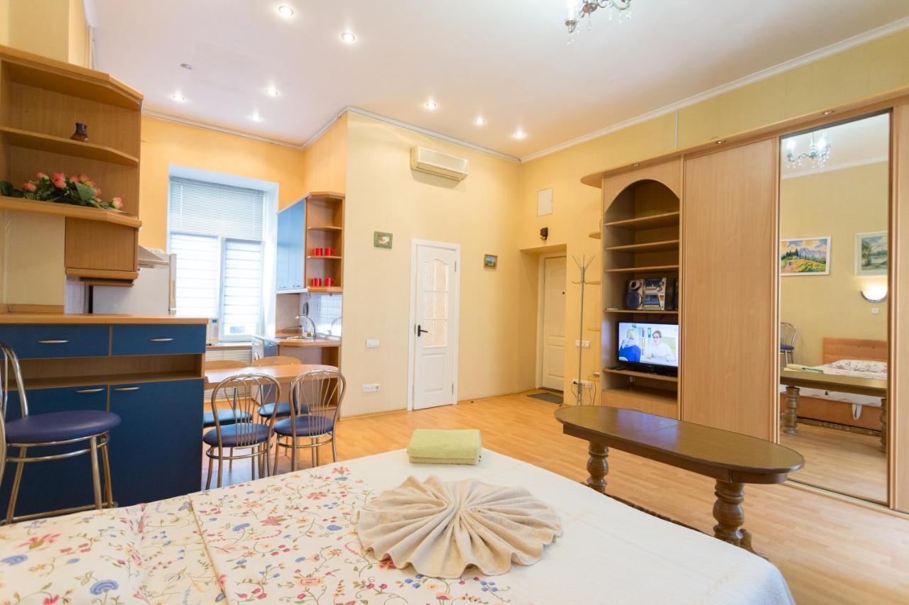Central Area Apartments Kiev Extérieur photo