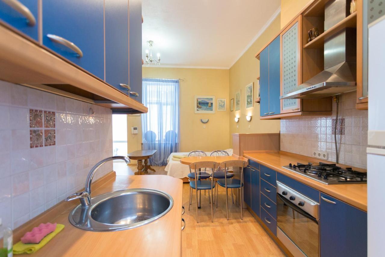 Central Area Apartments Kiev Extérieur photo